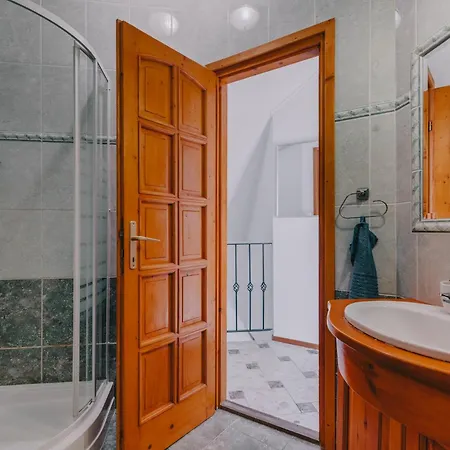 Hegyi Fuege Vendeghaz Holiday home