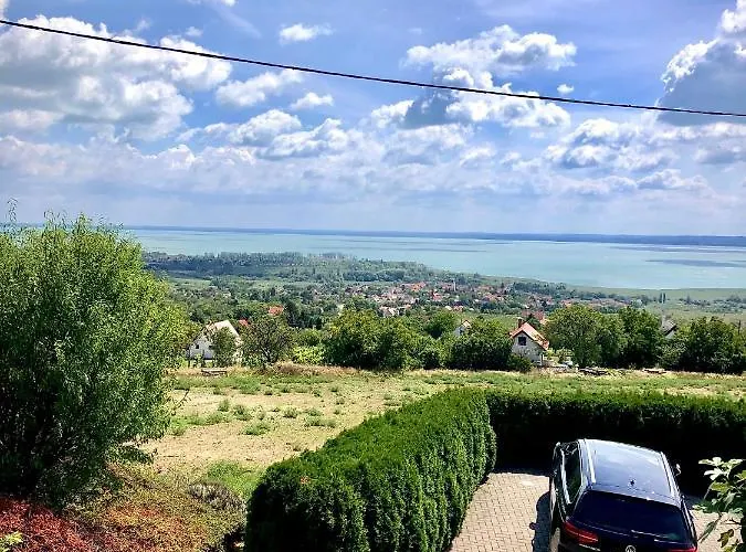 Hegyi Fuege Vendeghaz Σπίτι διακοπών Csopak