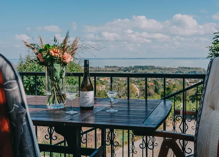 Hegyi Fuege Vendeghaz Holiday home *